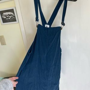 Overall dress